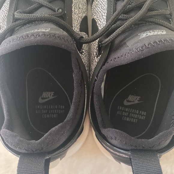 NWT NIKE Duel Racer Knit Womens Shoes - Picture 8 of 10